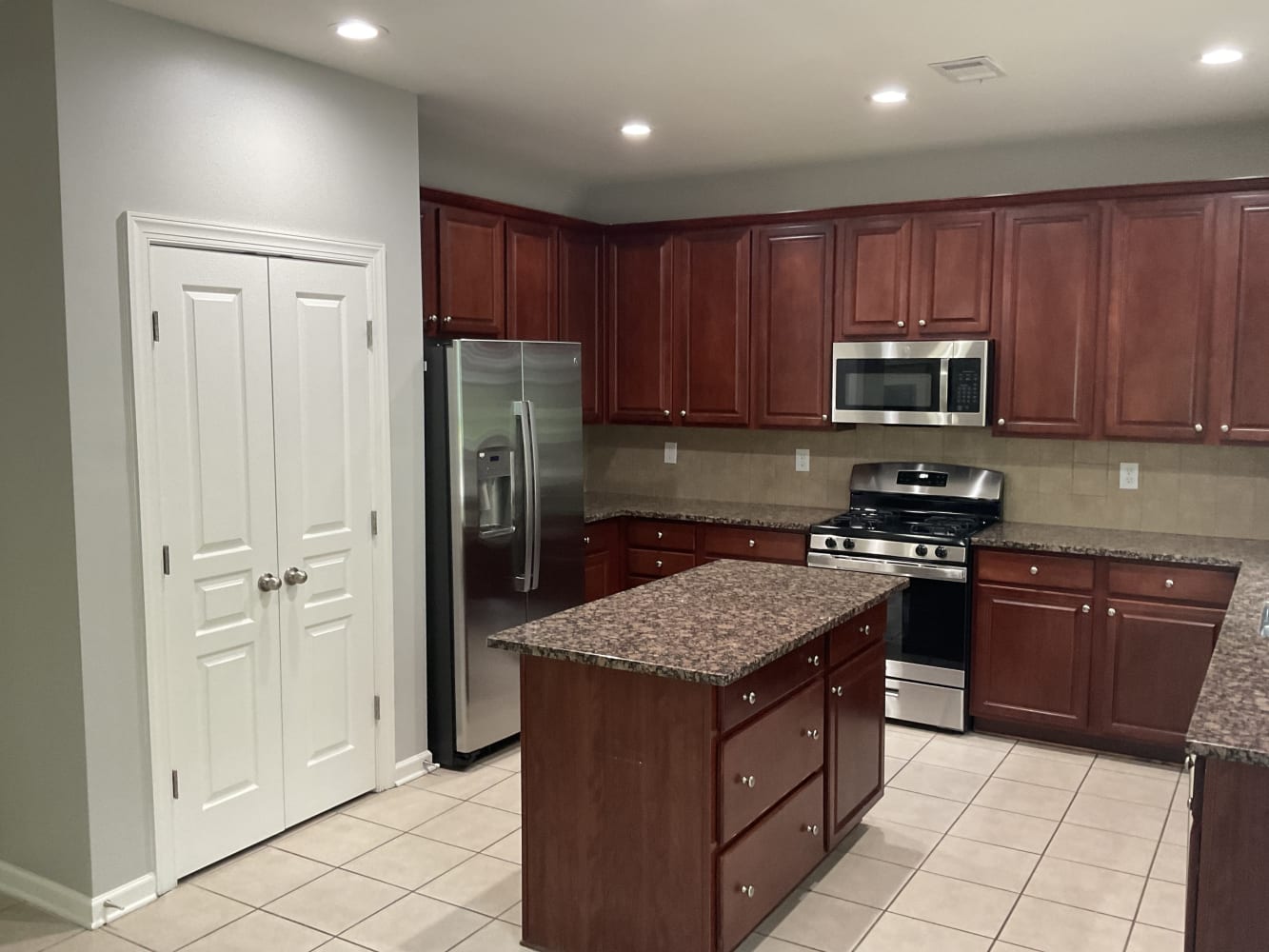 9331 Opal Dr photo 4