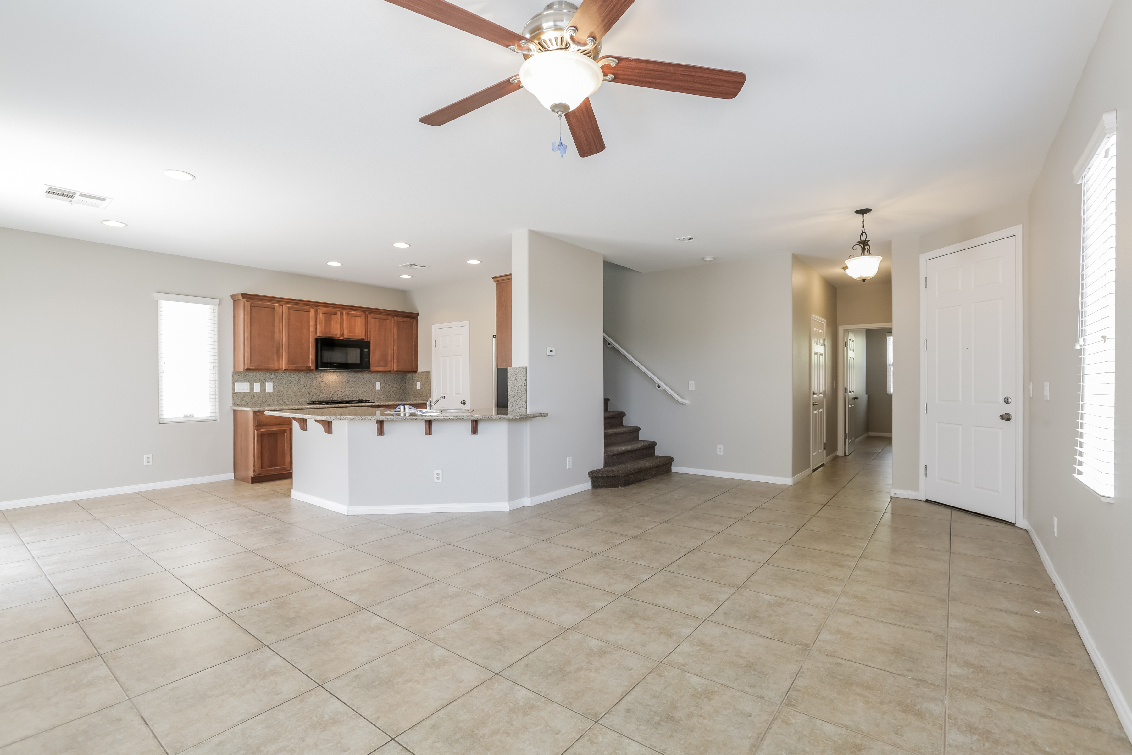 9457 Stills Way photo 4