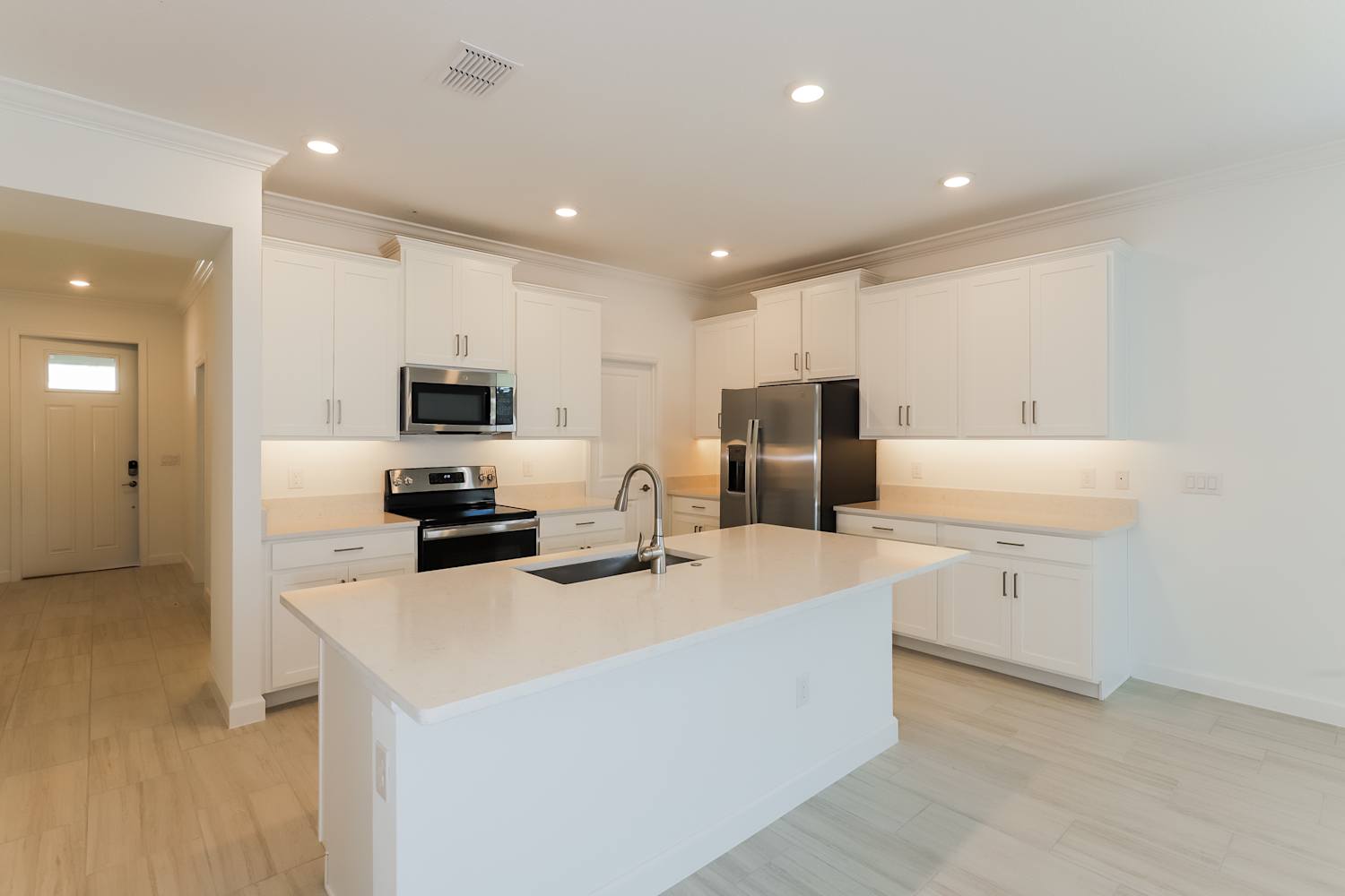 14246 17th Ct photo 4