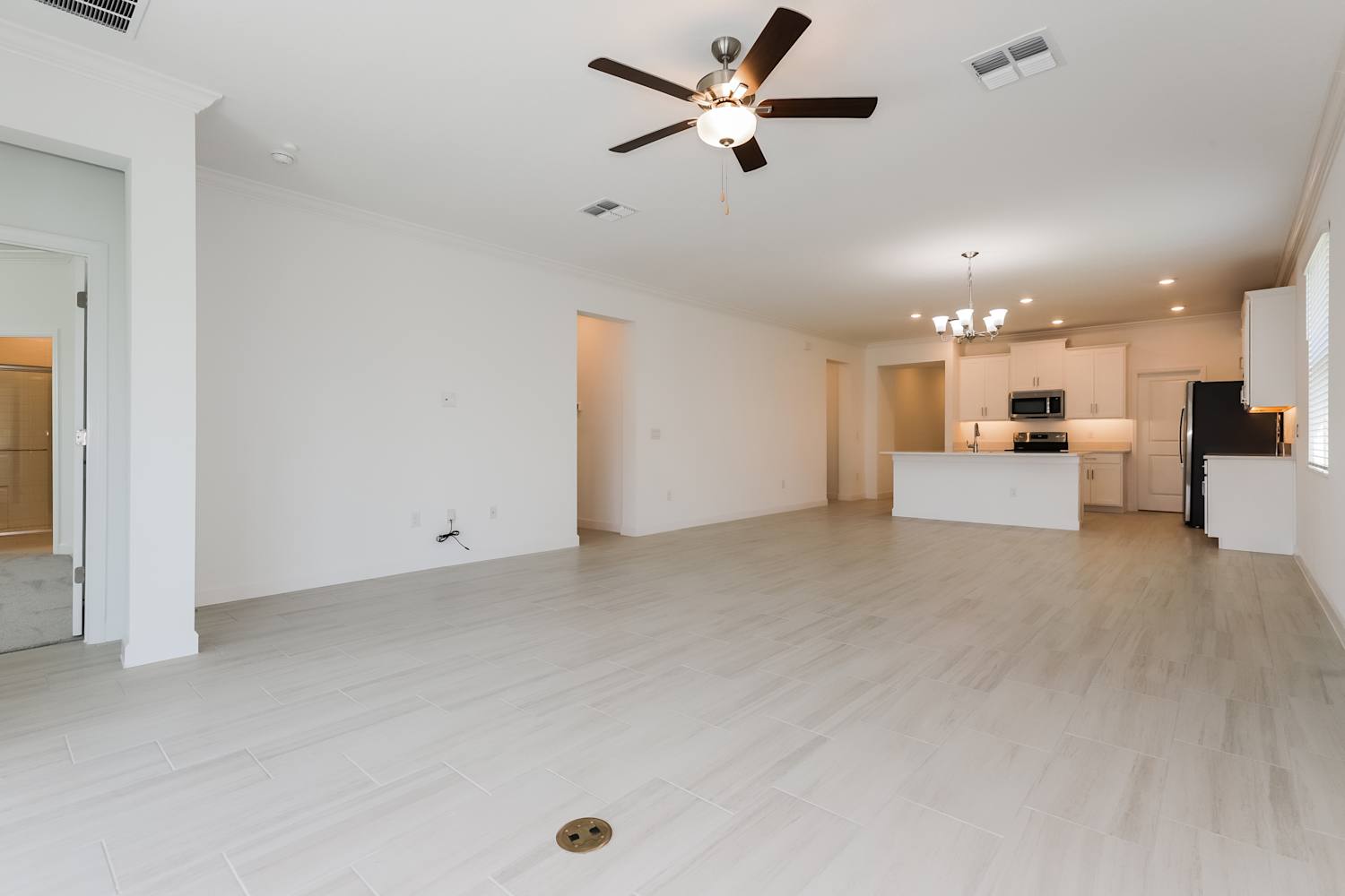 14246 17th Ct photo 3