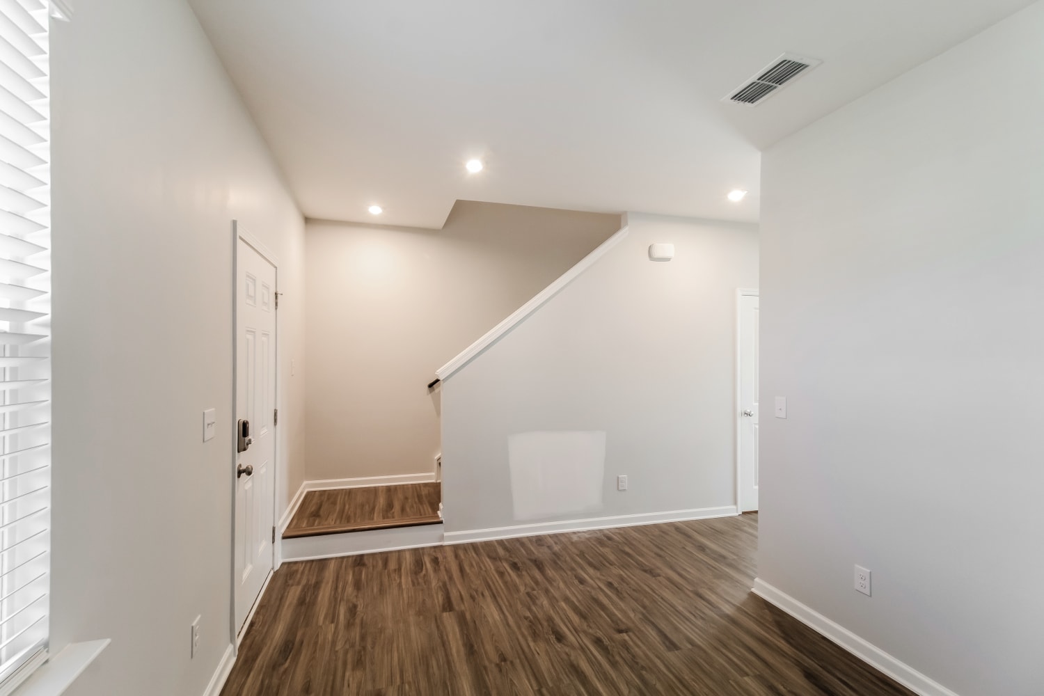 2067 Blue Sky Ave photo 4