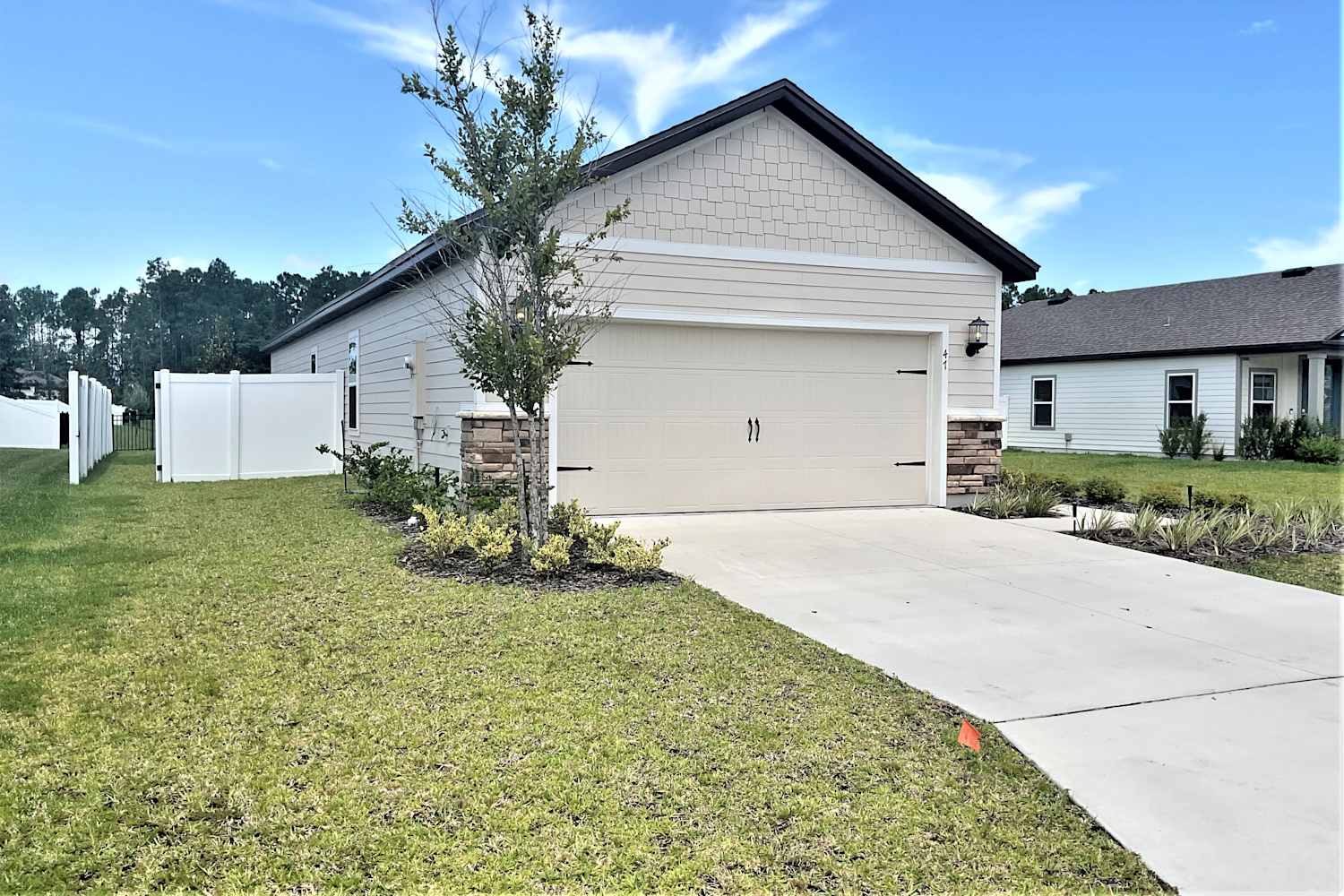 47 Shallow Bay Ct photo 3