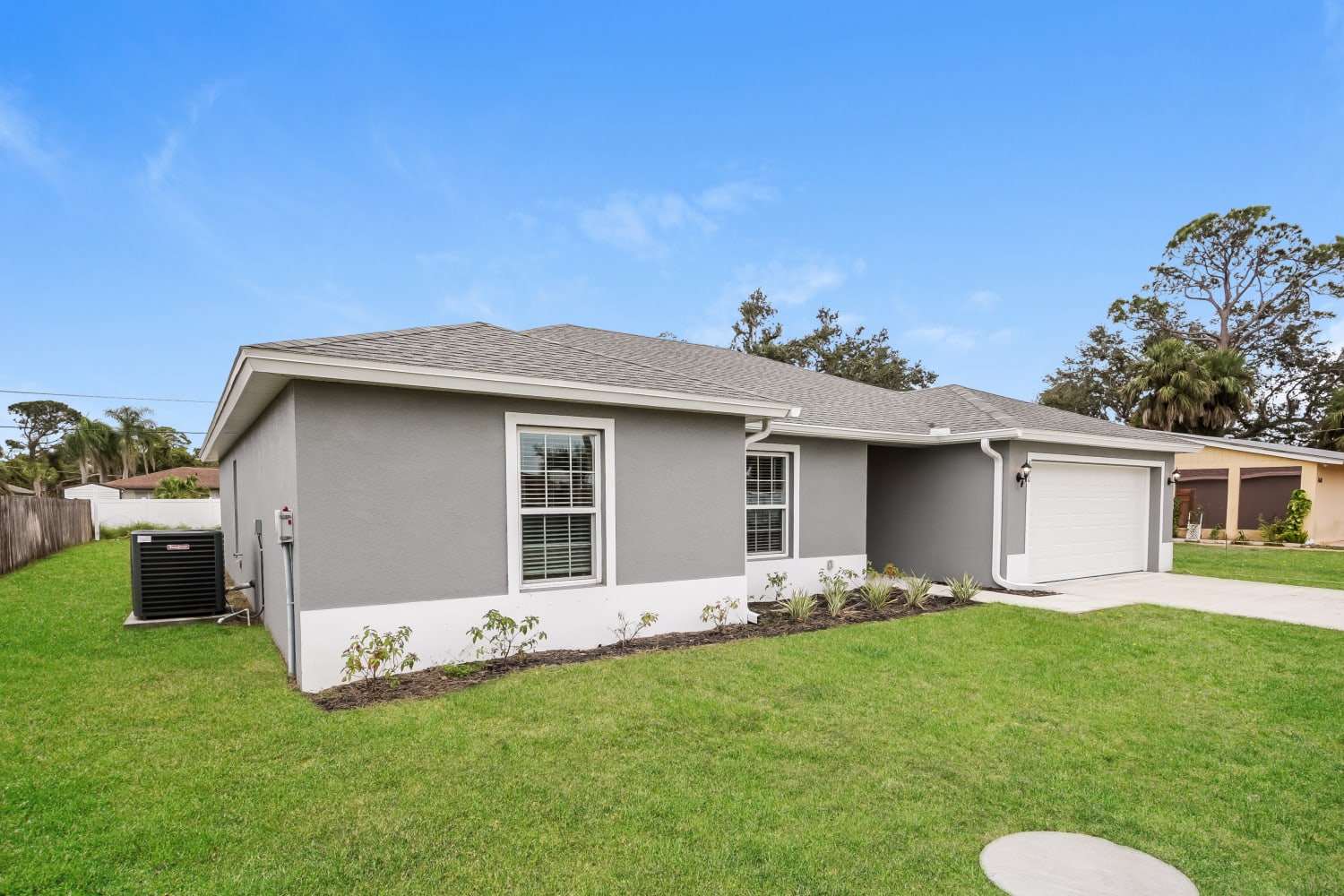 360 Adair St photo 3