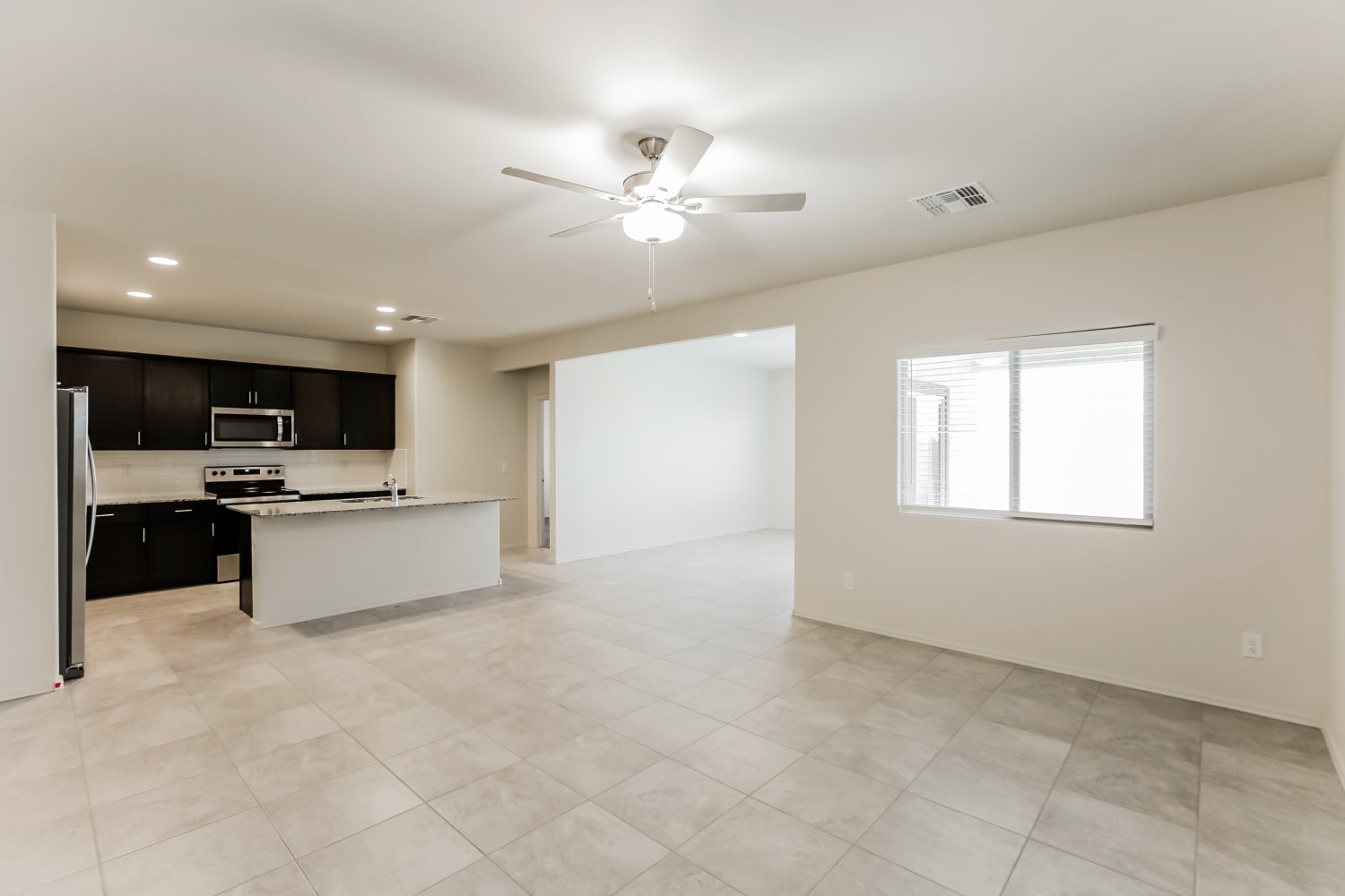 25358 W Romley Rd photo 4