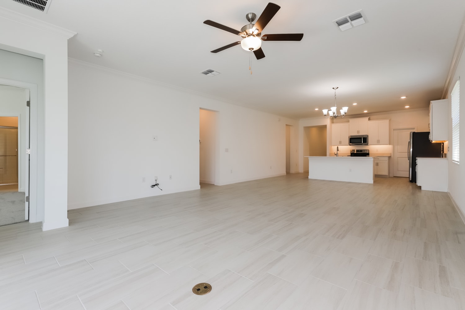 14114 17th Ct E photo 4