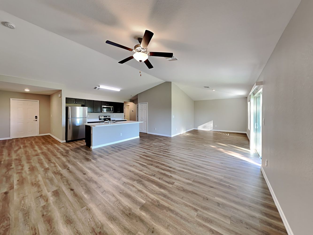 22552 Tennyson Ave photo 5