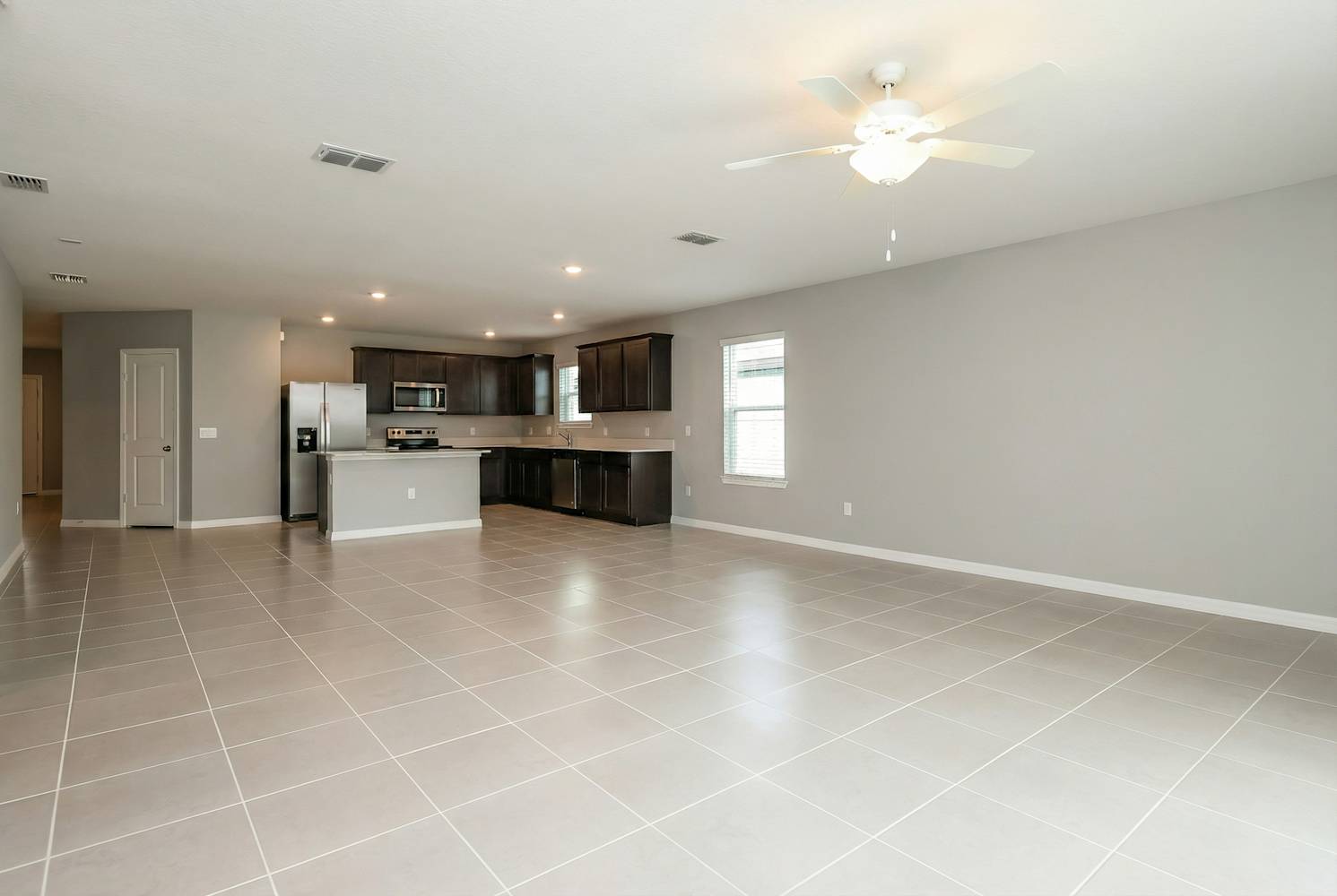 133 Royal Fern Dr photo 4
