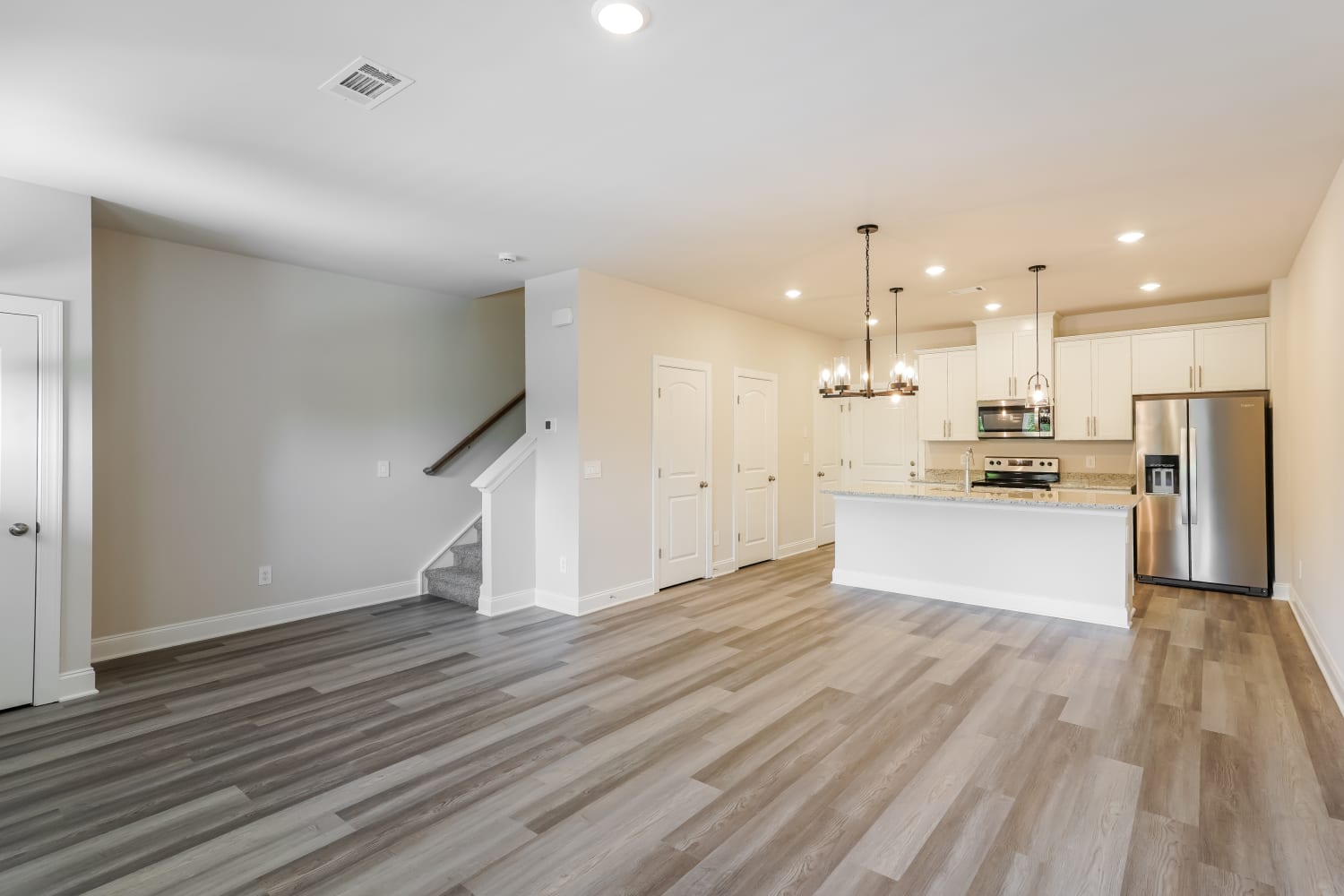 104 Maybrook Drive photo 5