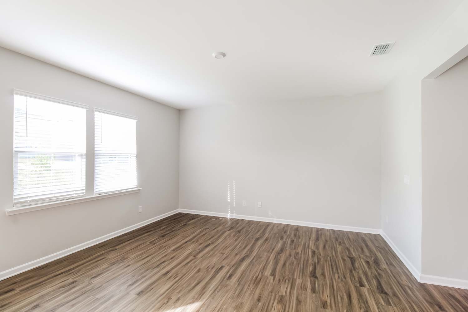 2031 Blue Sky Ave photo 5