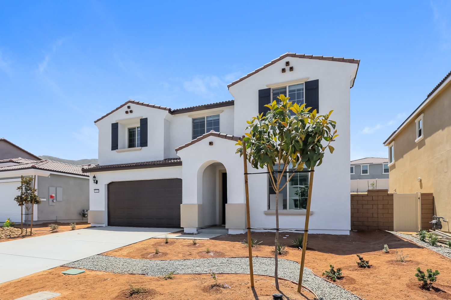 27195 Goldstone Dr photo 4