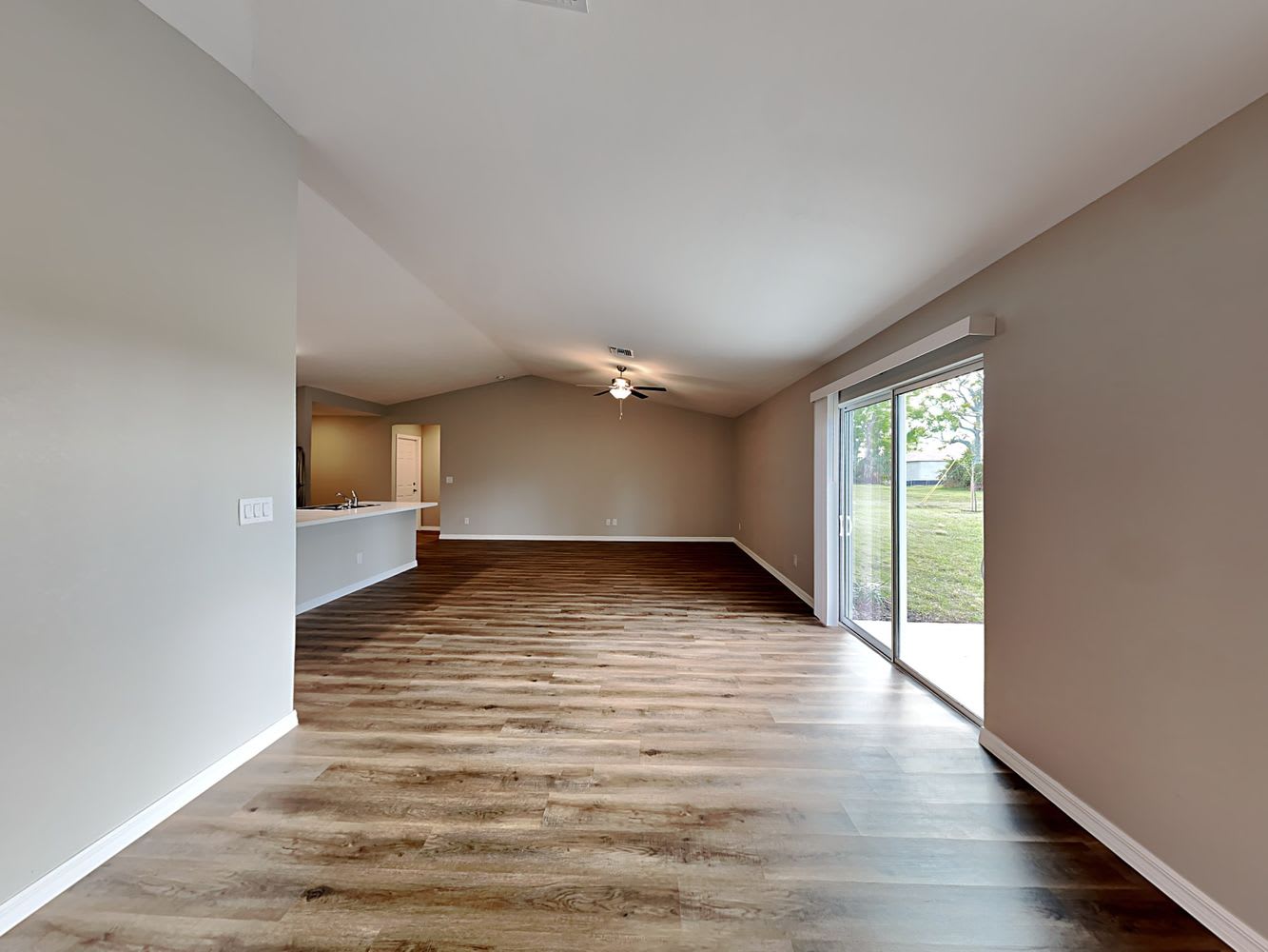 21207 Berkshire Ave photo 4