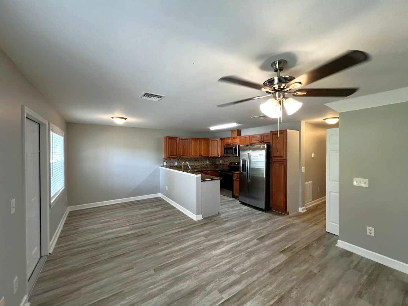 162 Carol Susan Ln photo 2