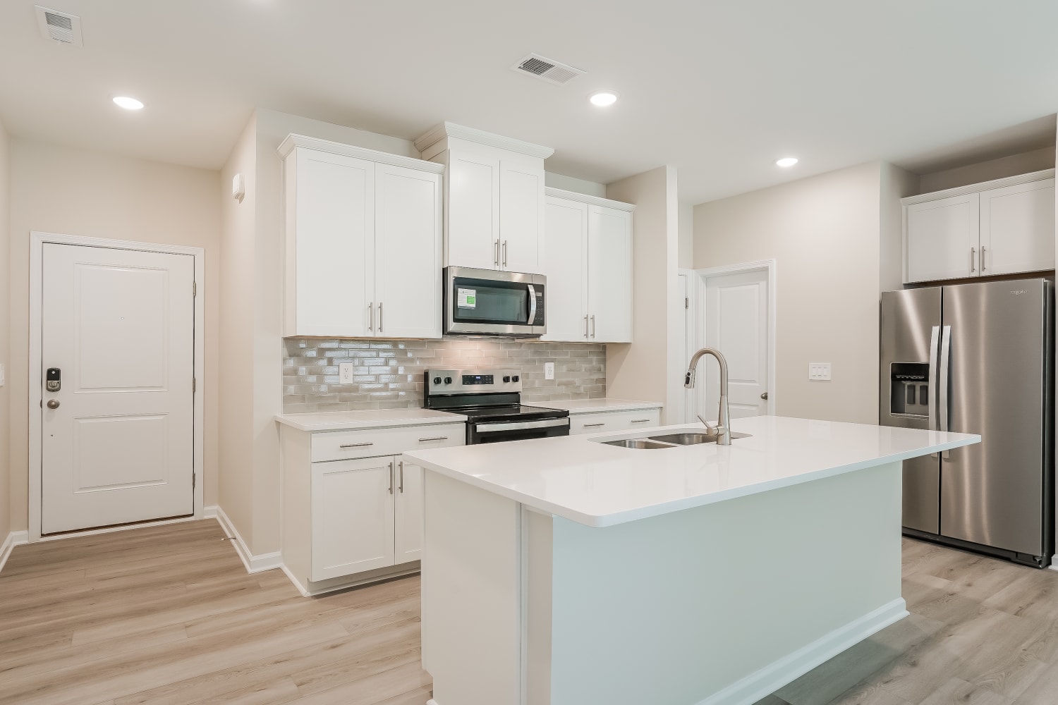 1163 Greenville Way photo 4