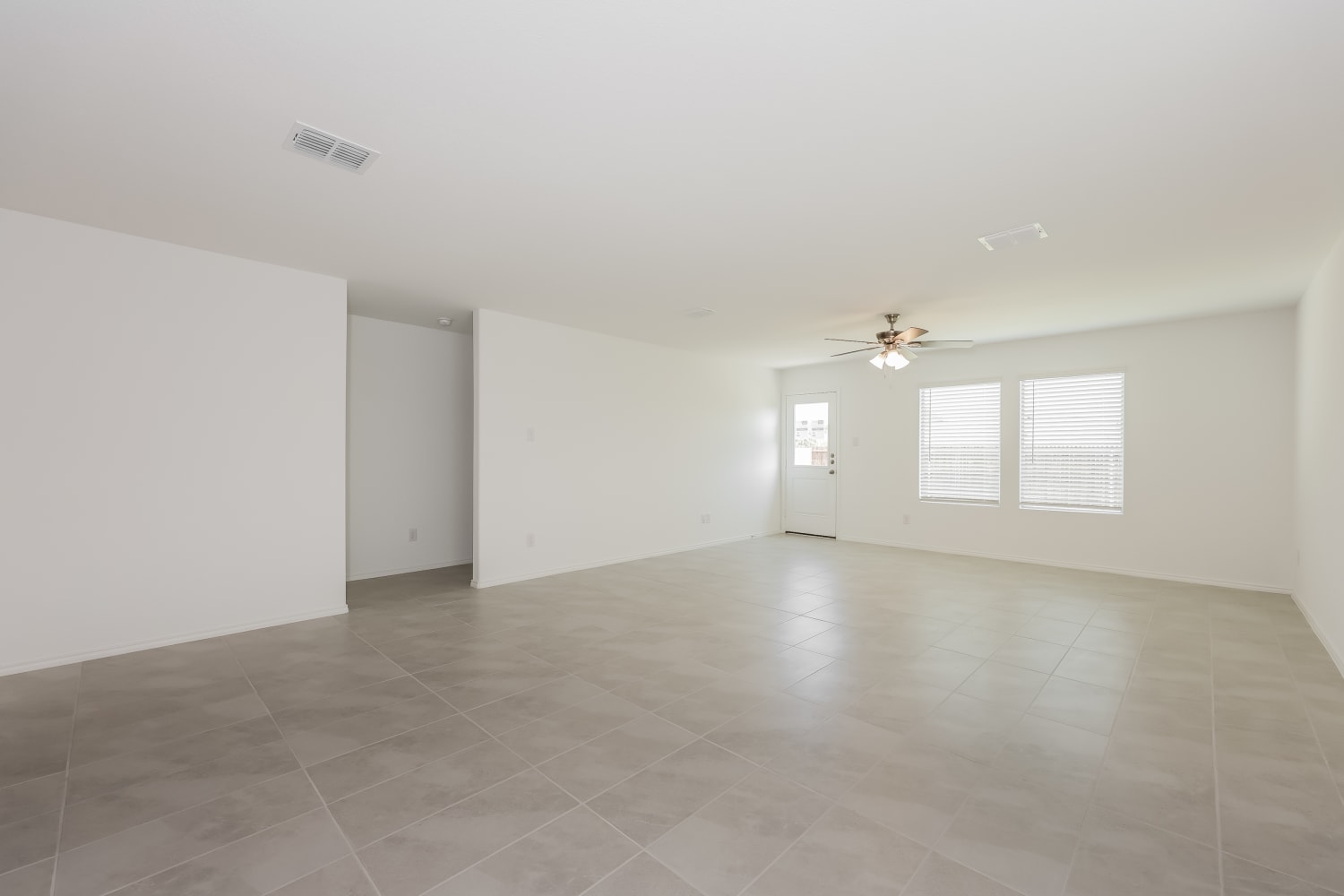 507 Vicksburg Drive photo 4