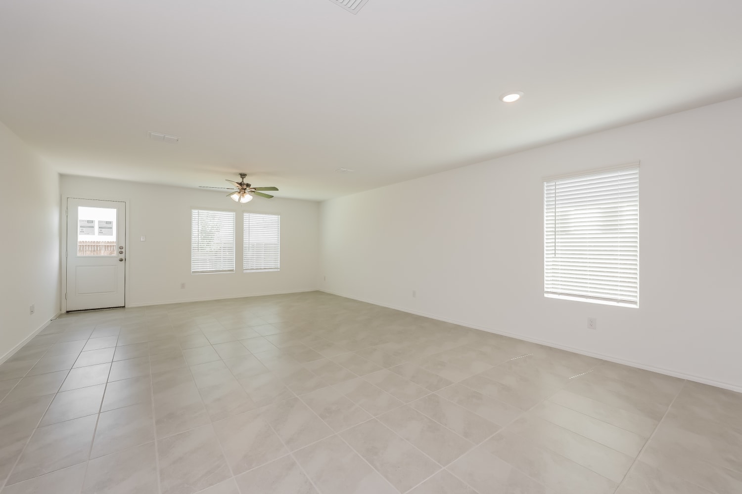 507 Vicksburg Drive photo 3