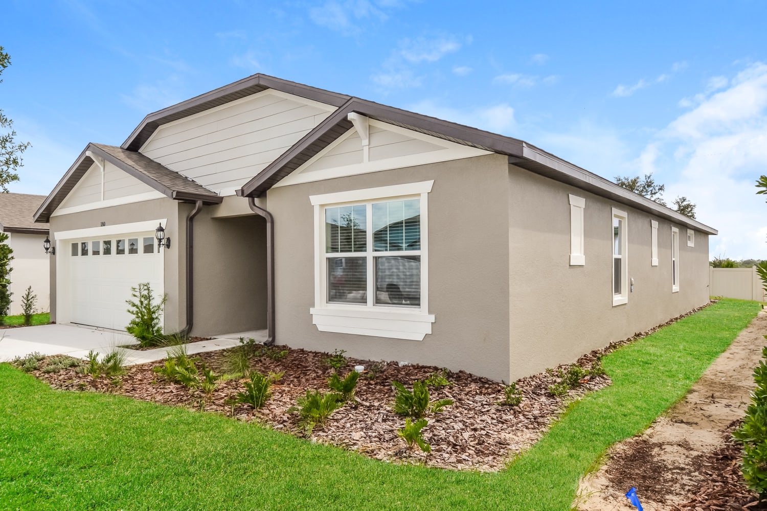 180 Royal Fern Dr photo 3