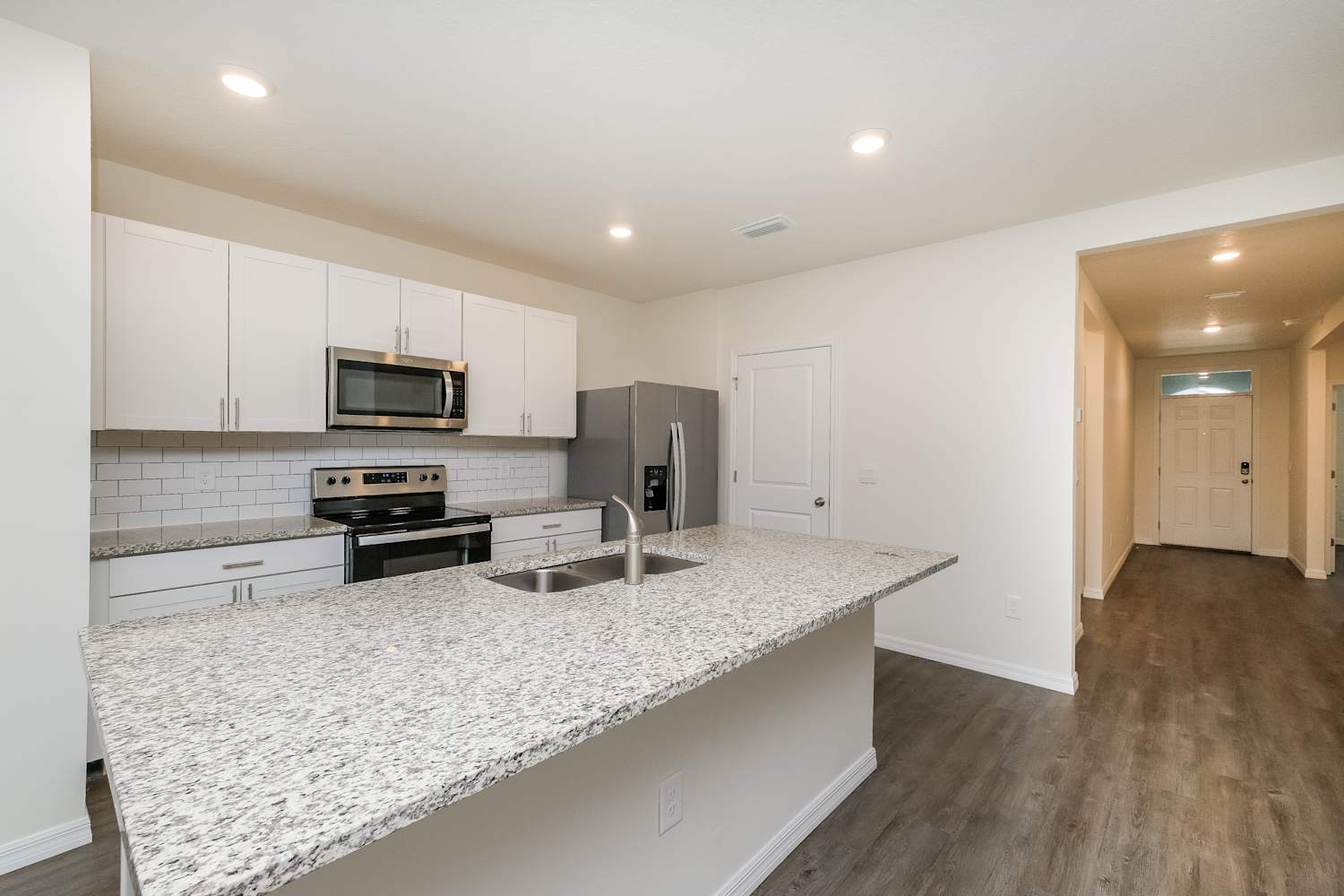 7759 Harbor Moor Dr photo 5