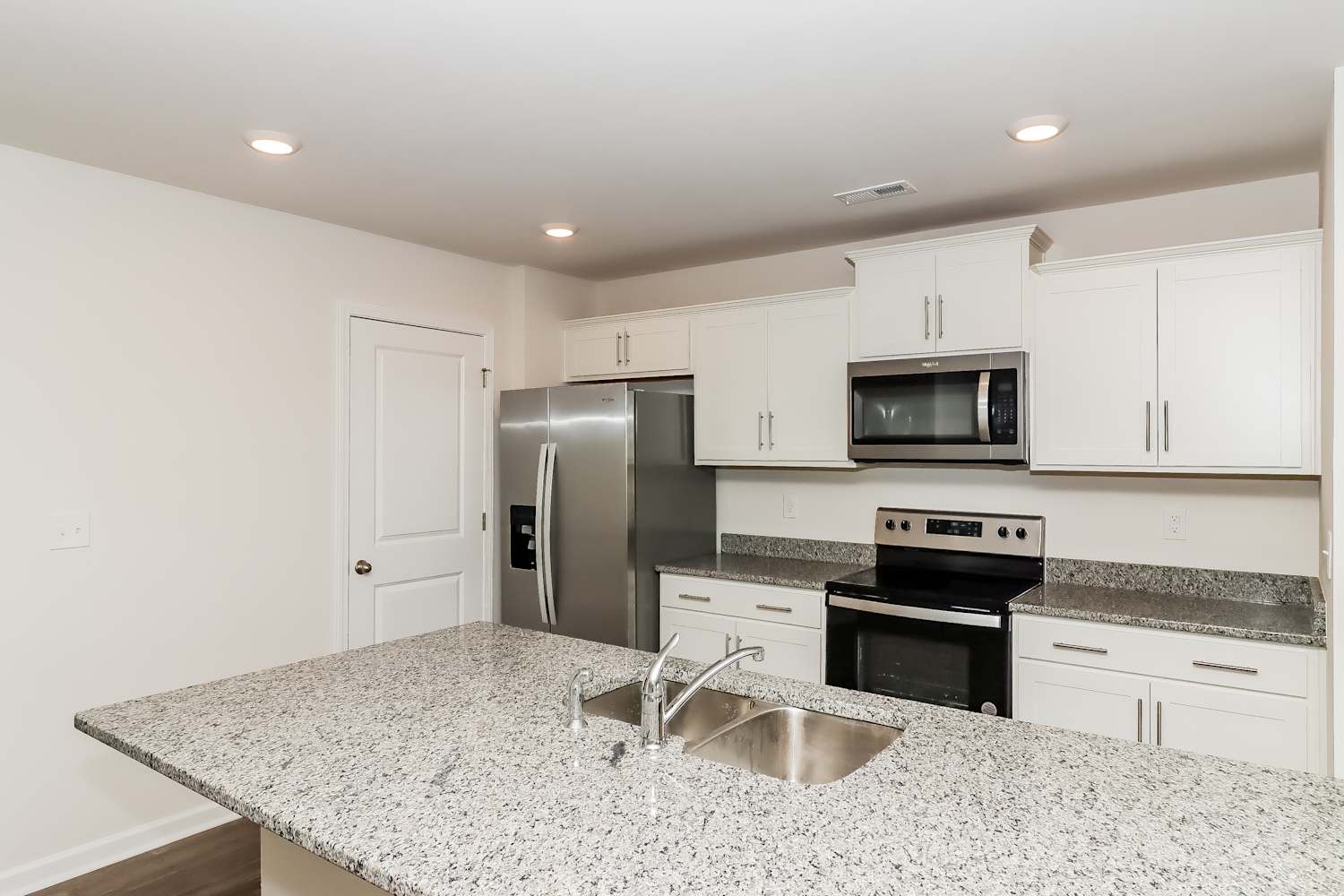 171 Cassius Dr photo 5