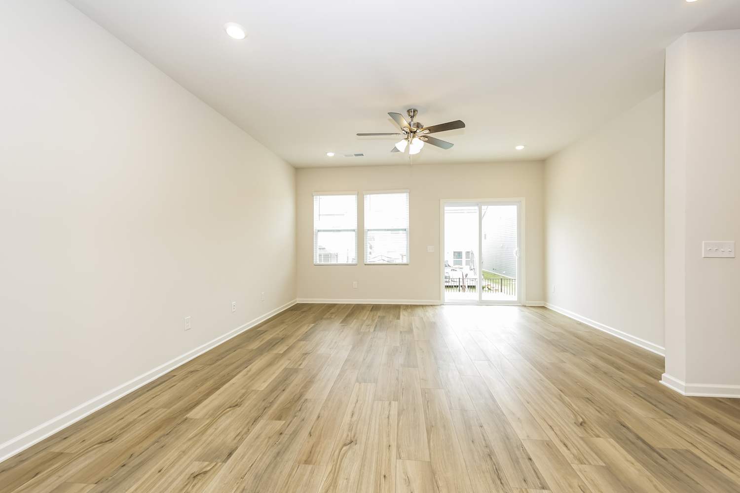 3032 Drumwright Way photo 5