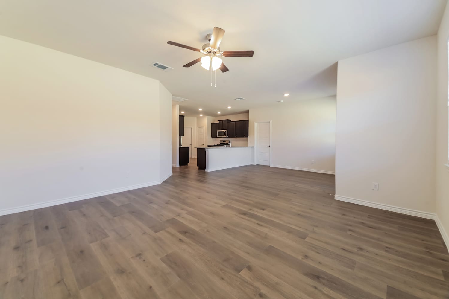 7325 Alfriston Pl photo 4