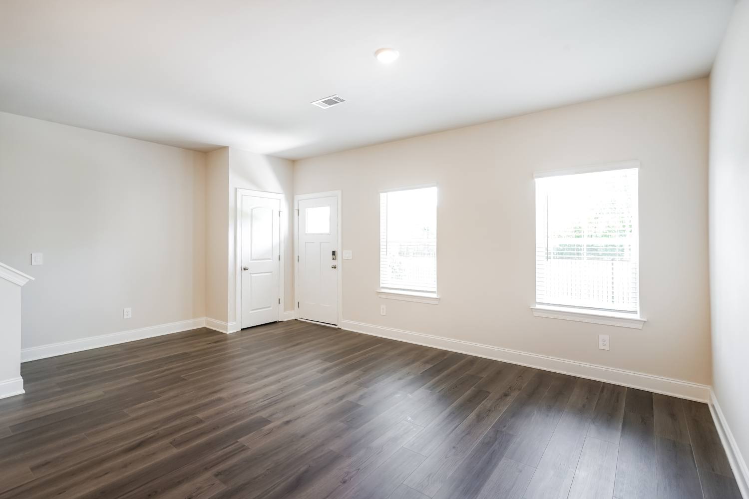 174 Maybrook Dr photo 5