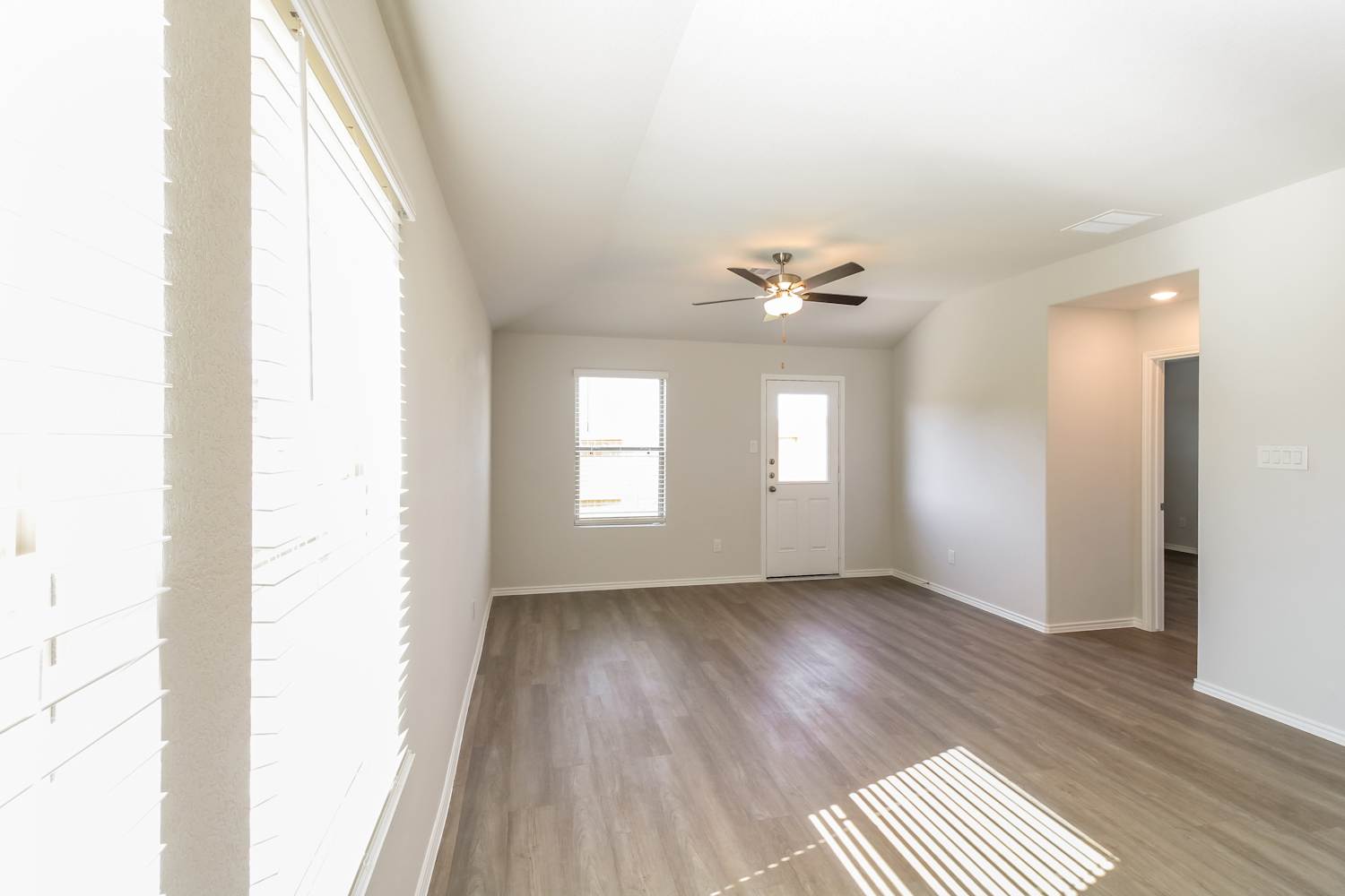 11688 Descent Dr photo 4