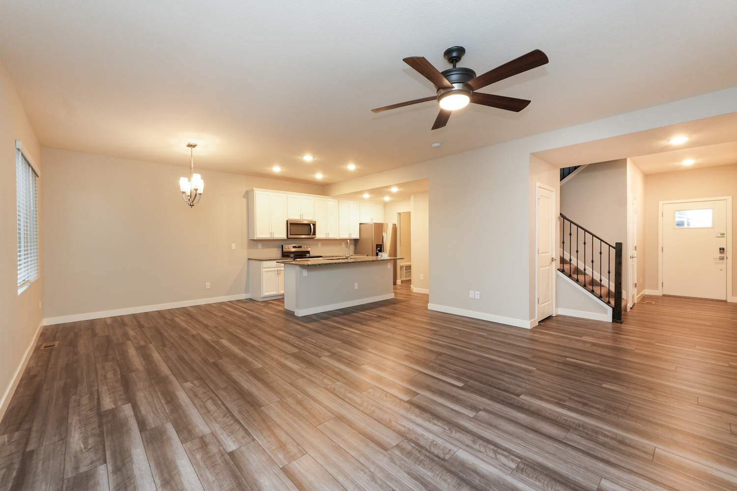 11147 House Finch Ln photo 4