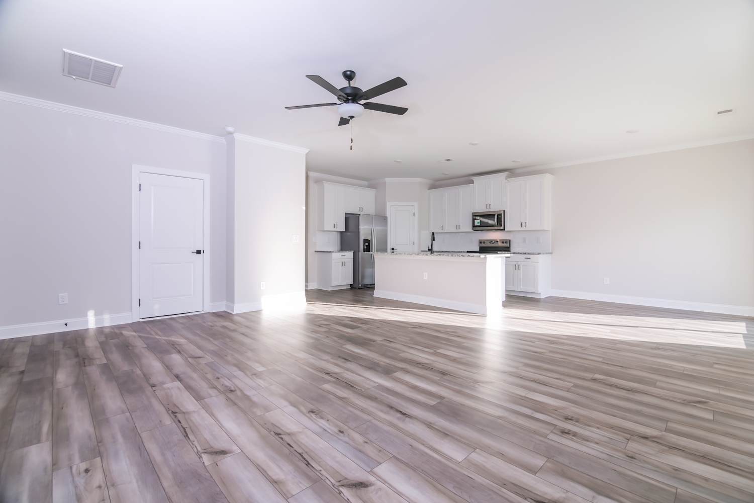 303 Brickwell Way photo 5