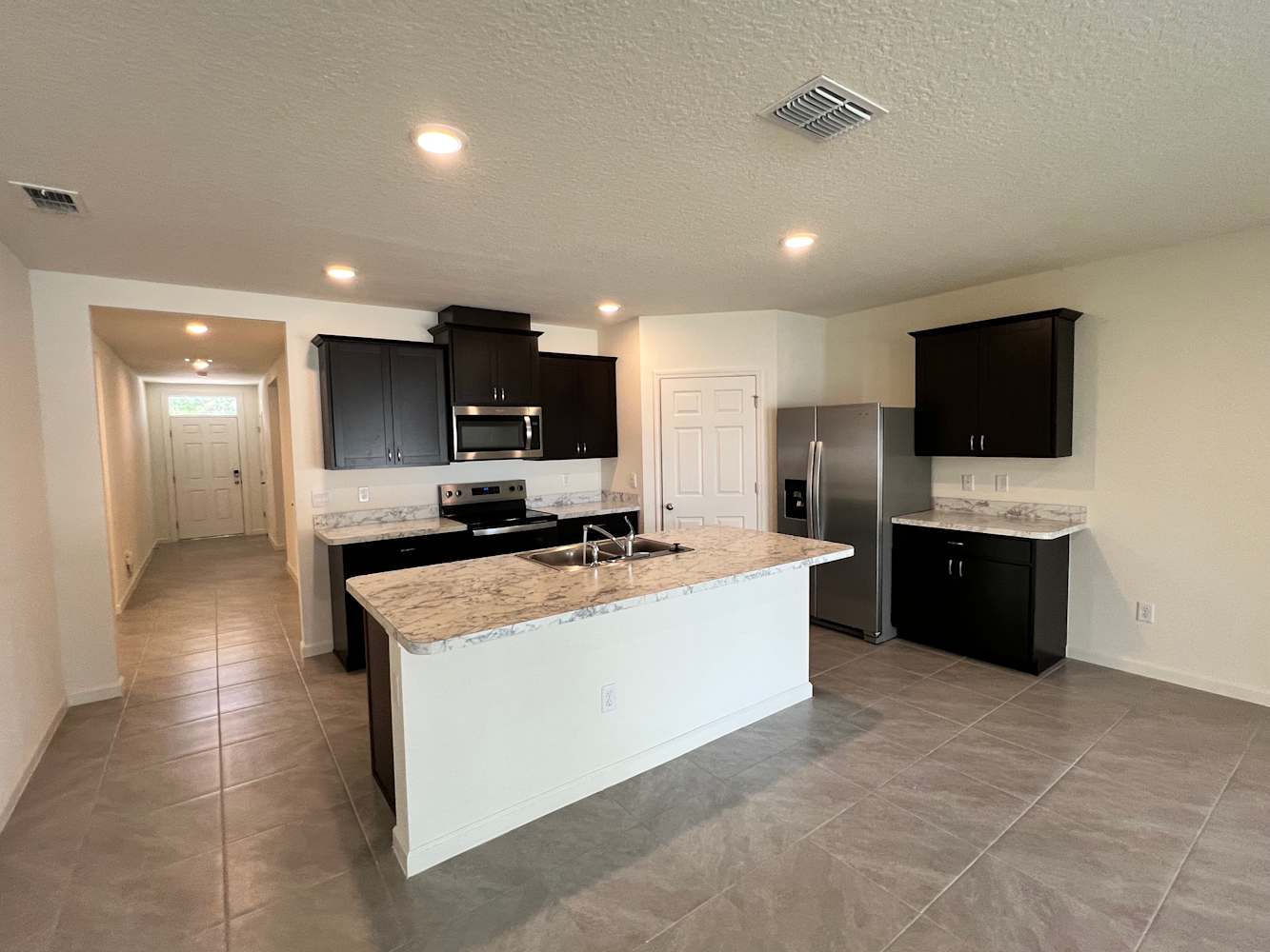 669 NW Prima Vista Blvd photo 5