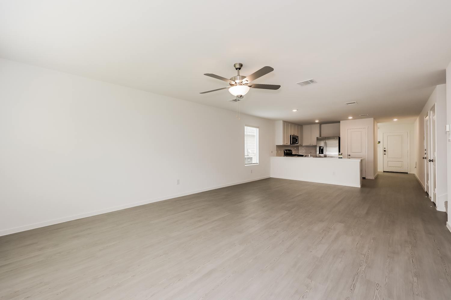 2902 Potter Way photo 5