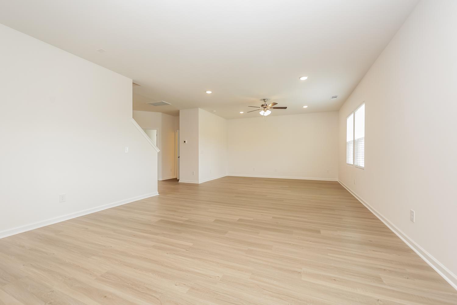 127 Glacier Way photo 5