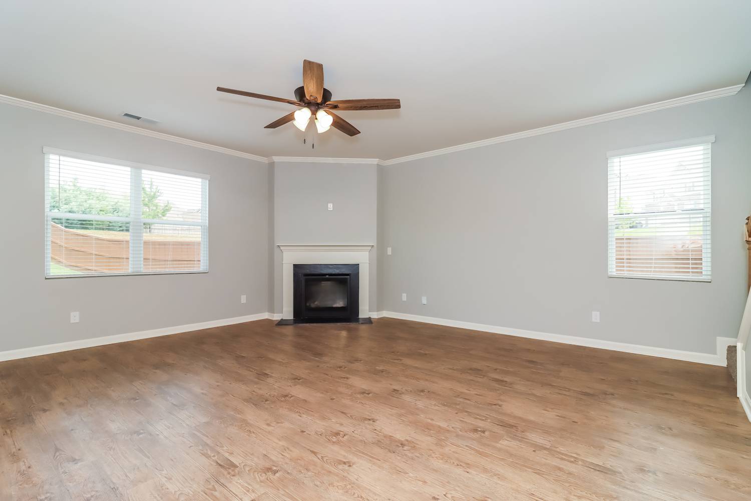 61 Durana Ln photo 4