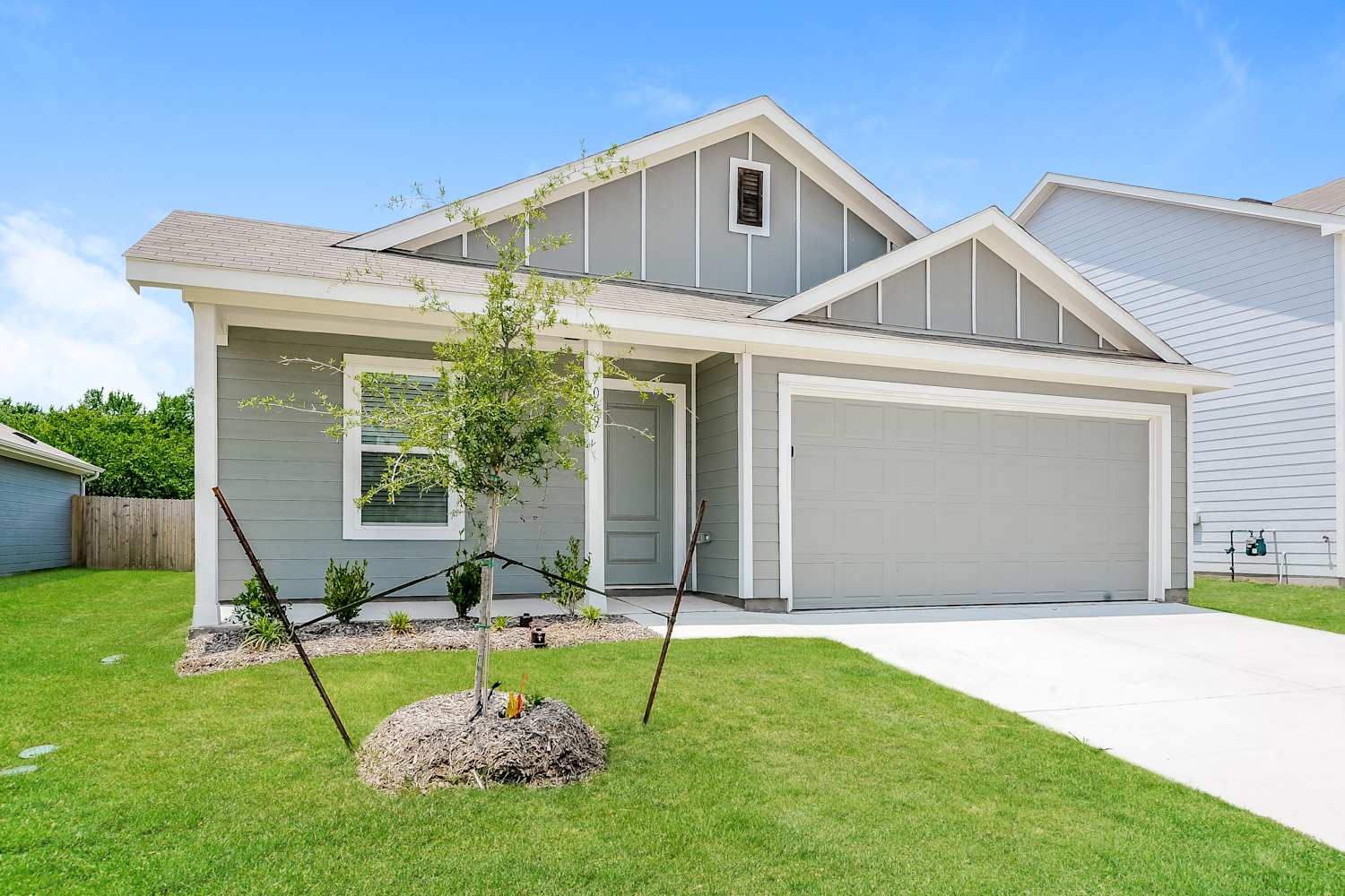 7069 Meandering Creek Ln photo 2