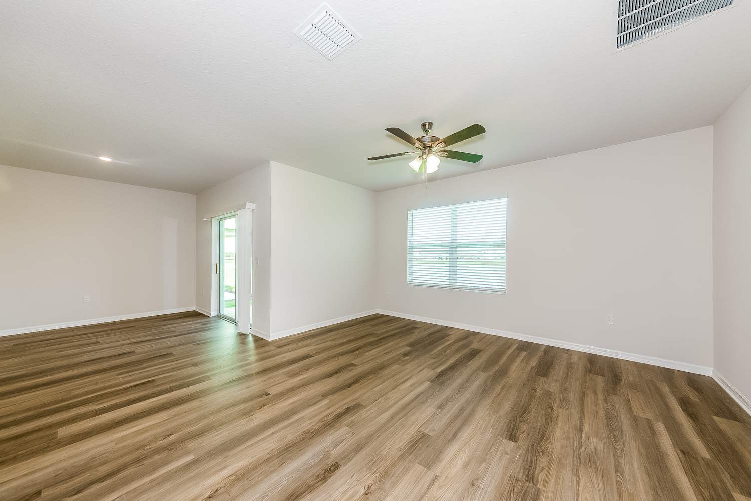 18116 Canopy Pl photo 4