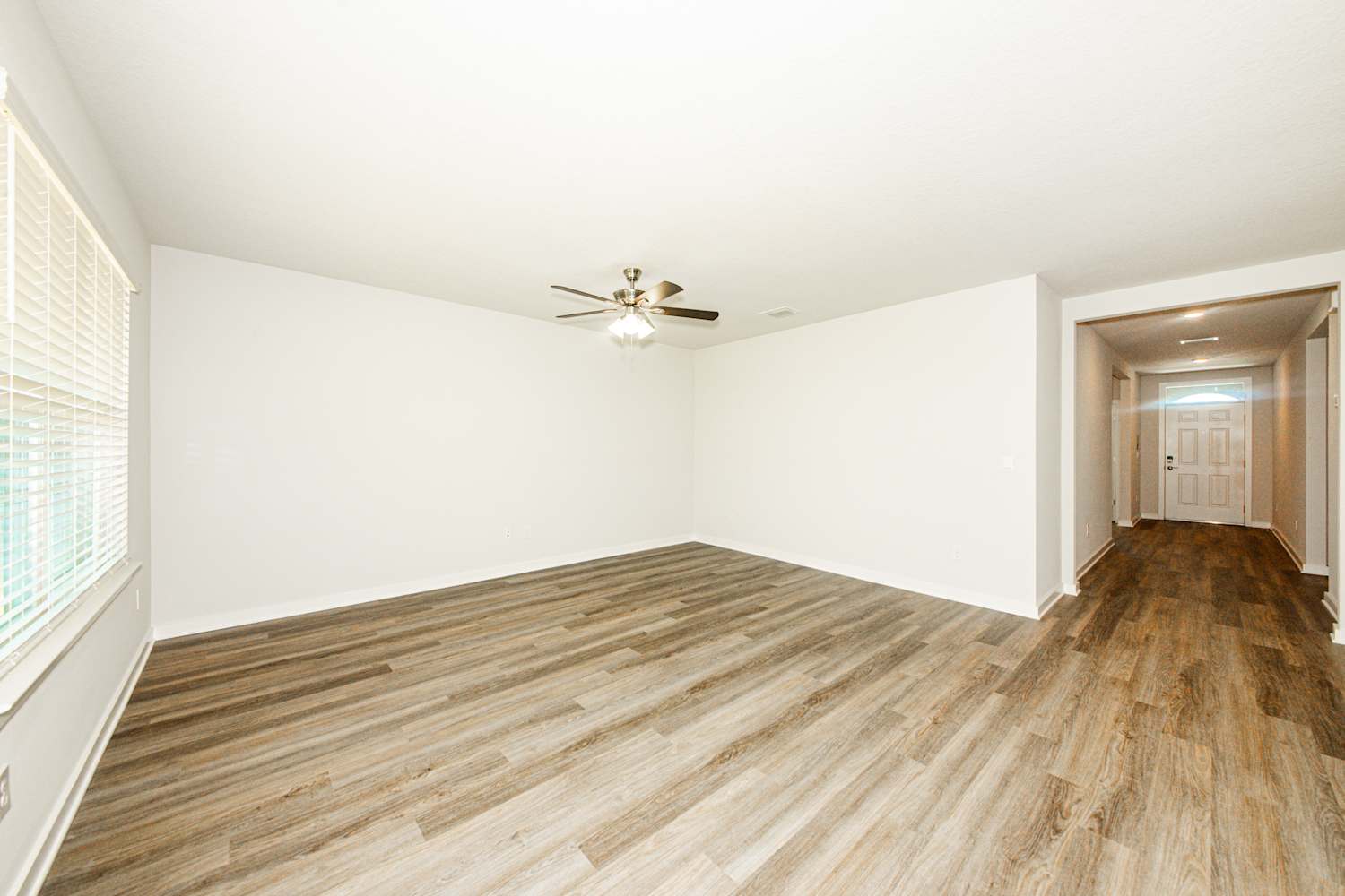 18224 Wheathouse Pl photo 4