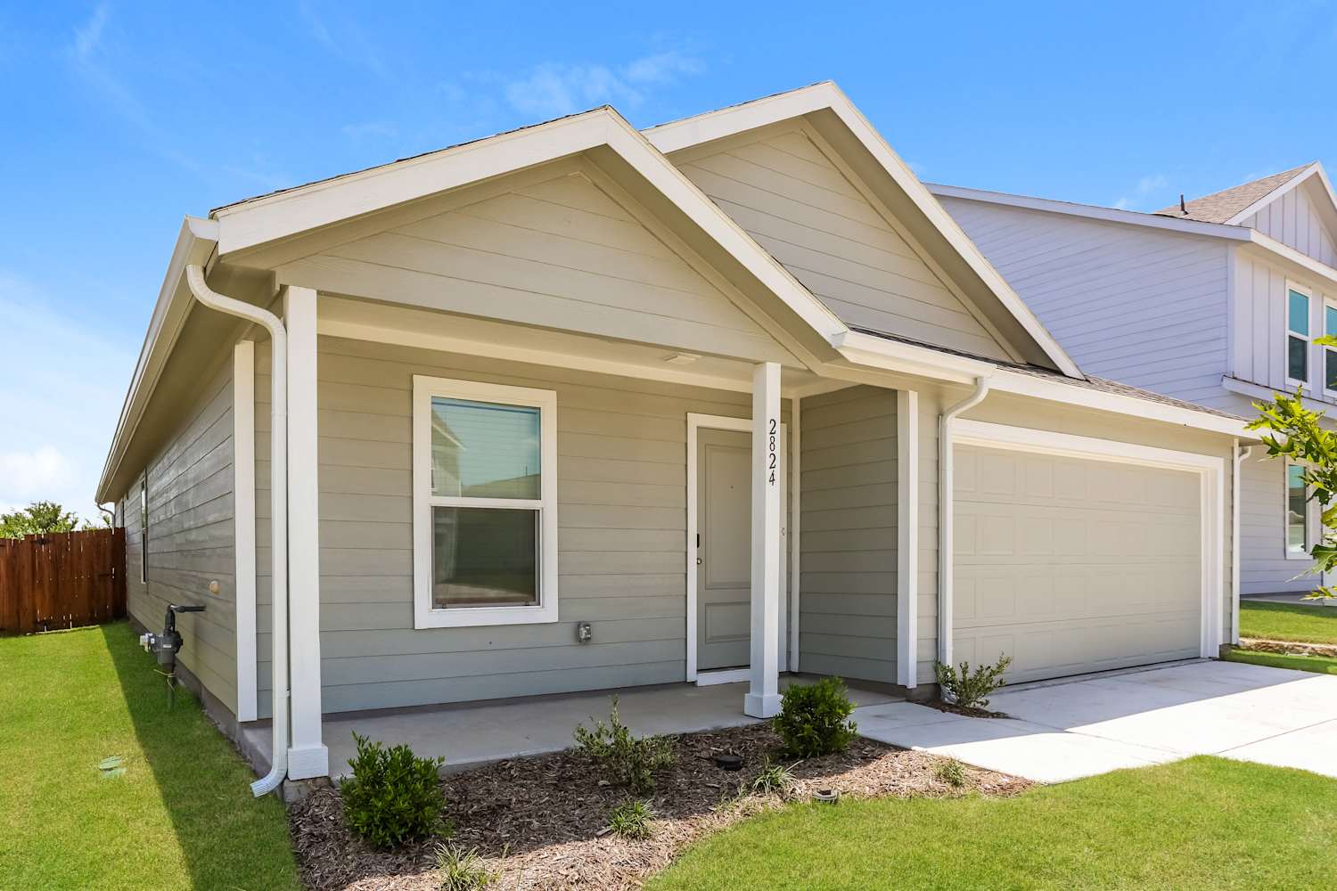 2824 Tennessee Walker Way photo 3