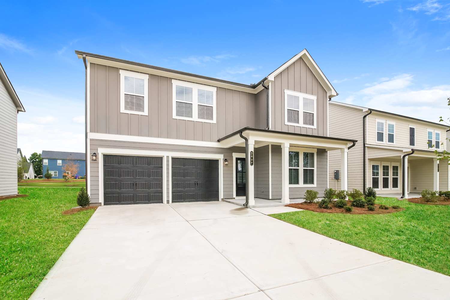 2097 Boxwood Circle SE photo 4