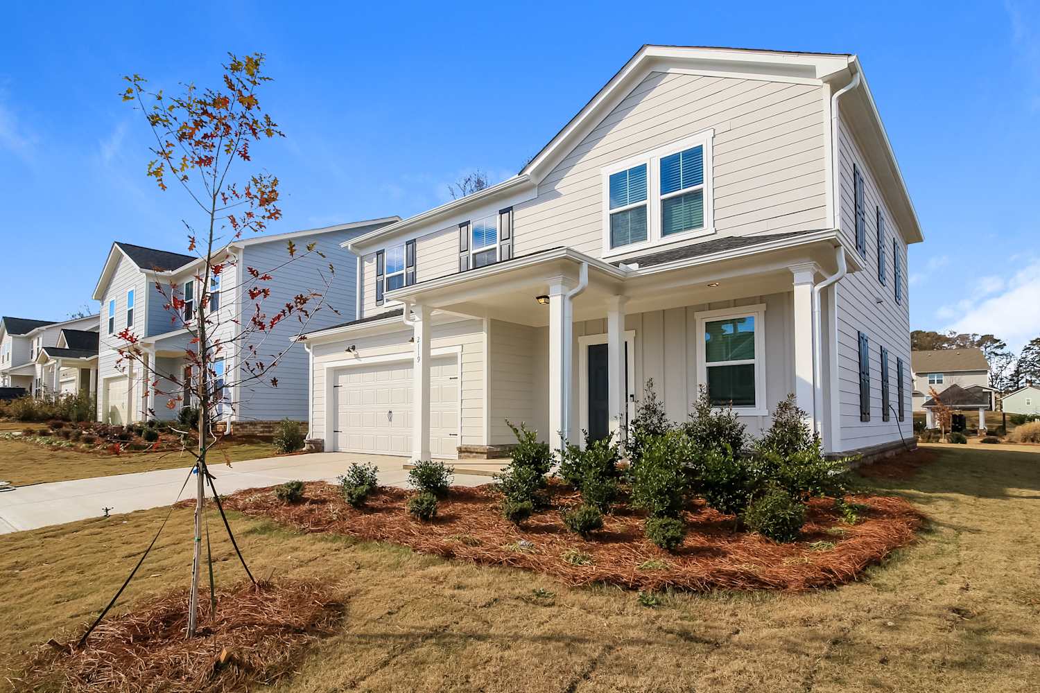 2119 Blackbird Cir photo 4