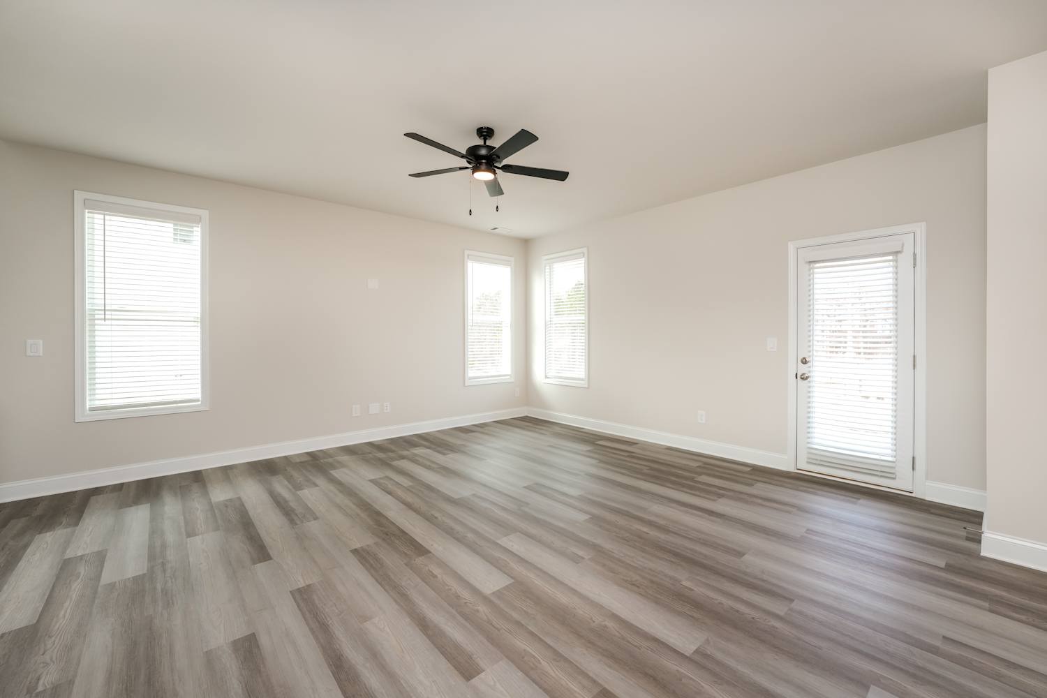 183 Katherine Street photo 4