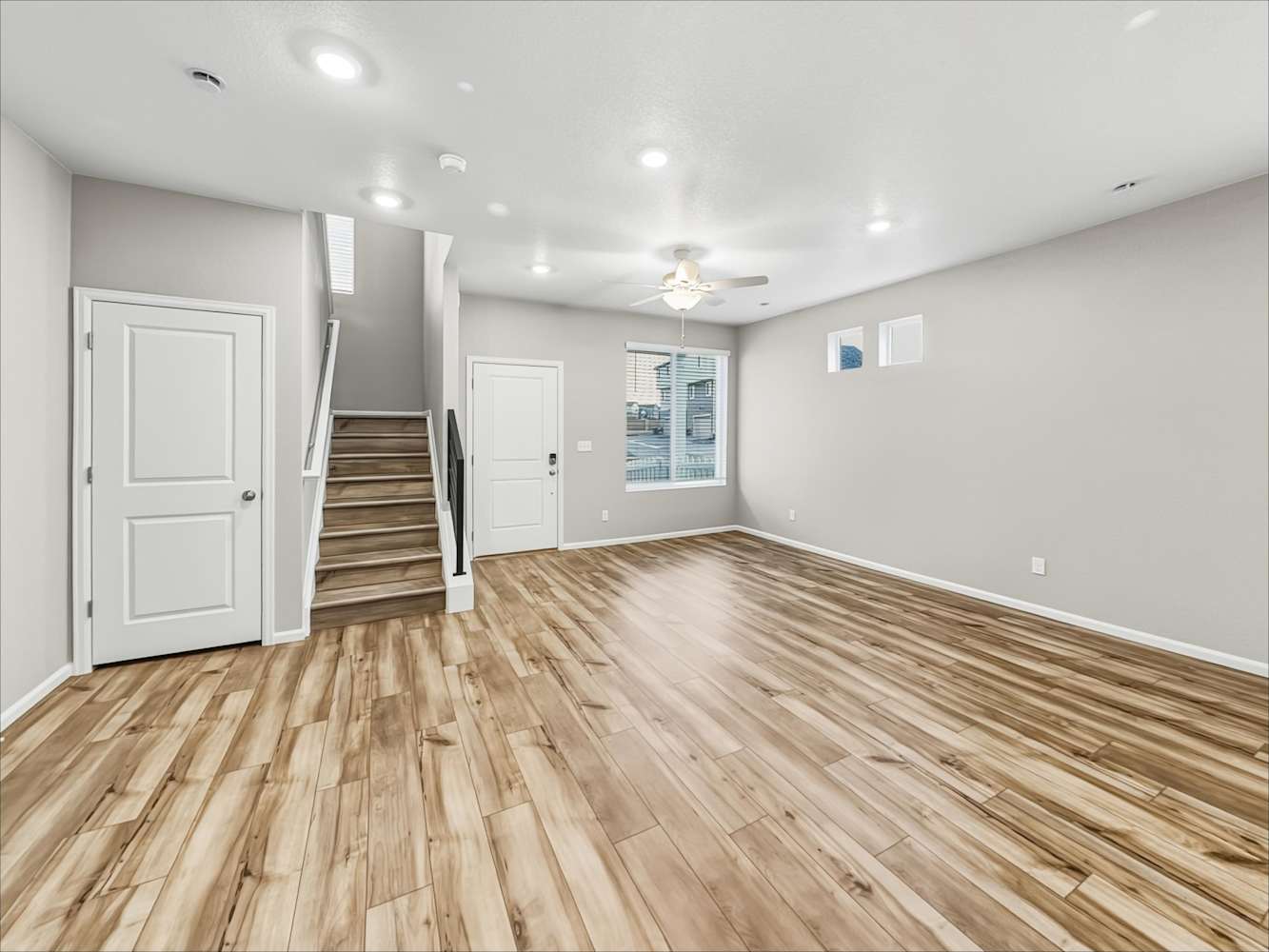 9231 Oro City Lp photo 5