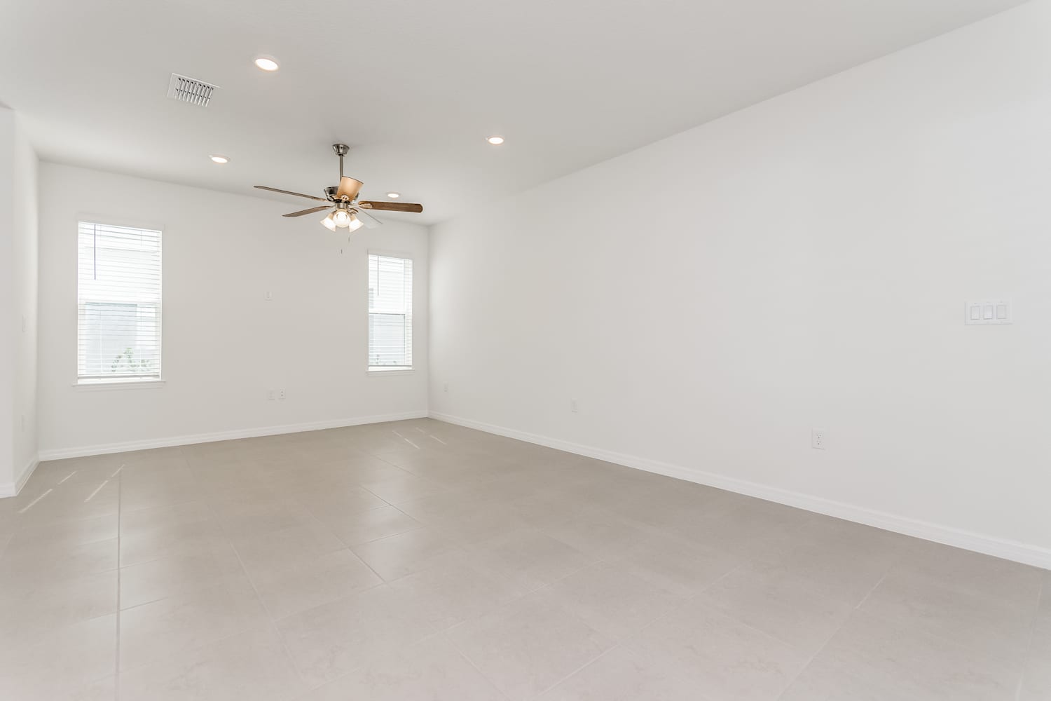 16663 Silver Brook Way photo 4