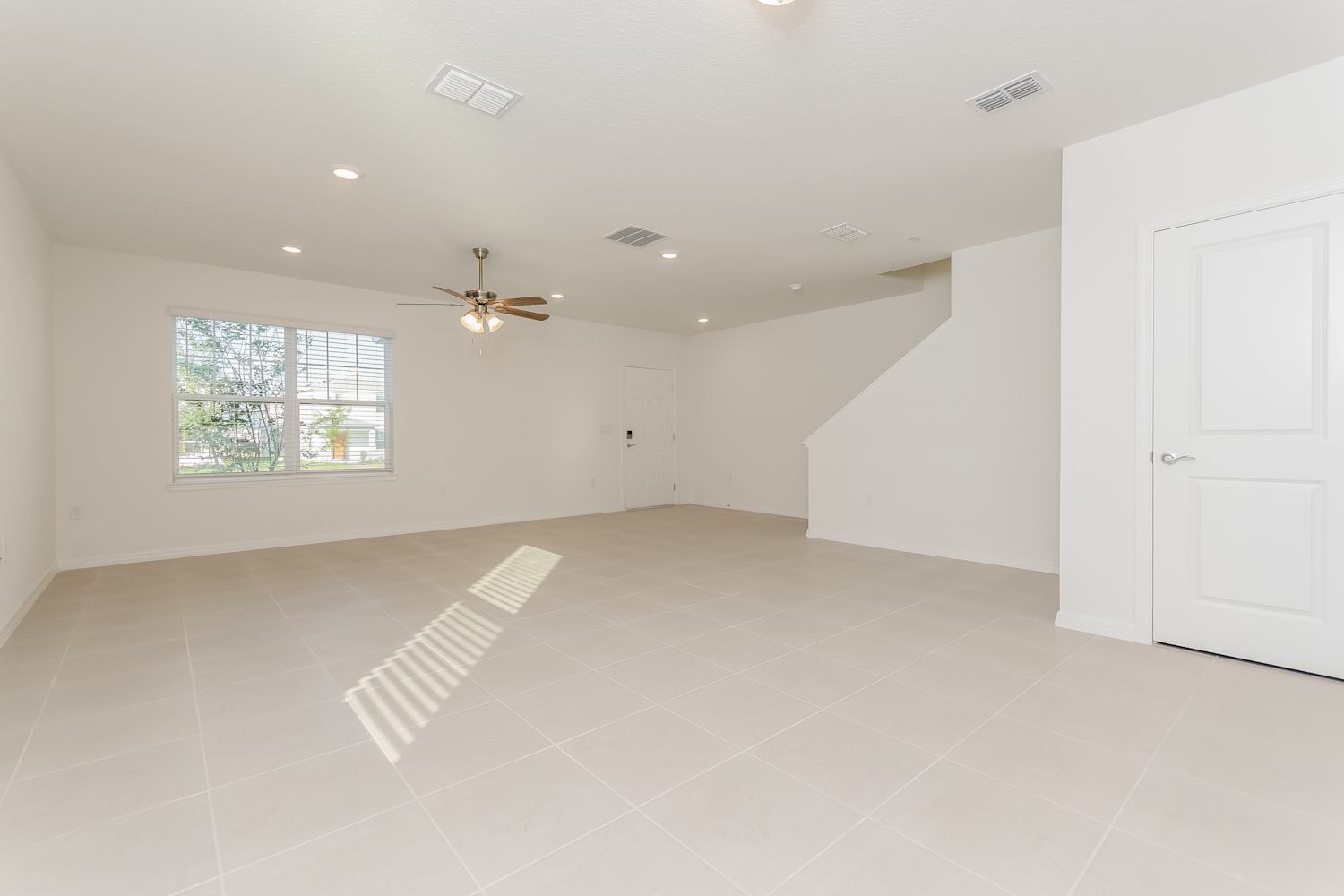 16657 Silver Brook Way photo 5