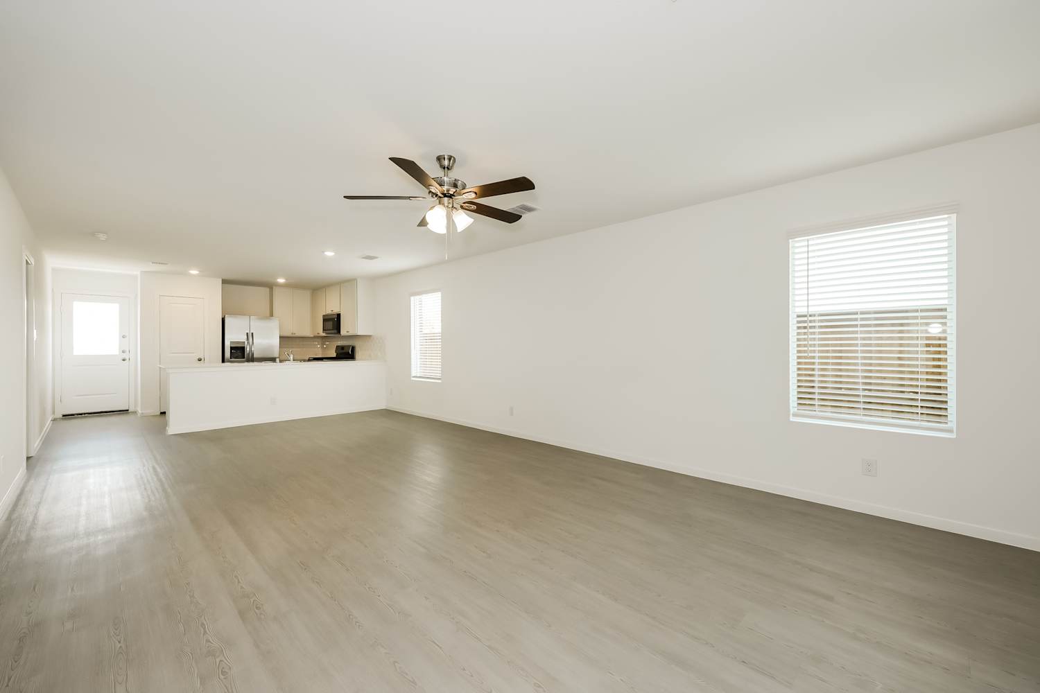1202 Canyon Wren Drive photo 3