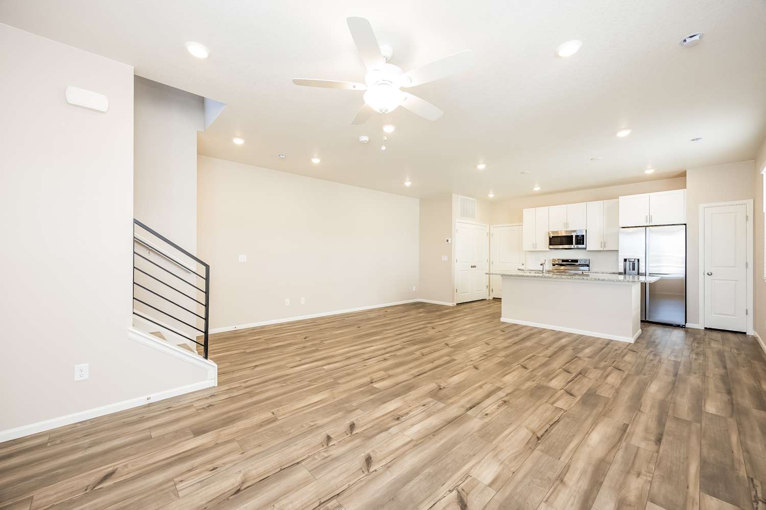 9387 Oro City Loop photo 4
