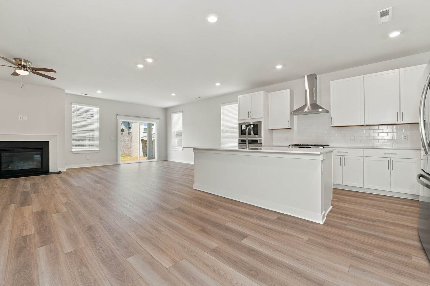 1229 Leavell Lane photo 5