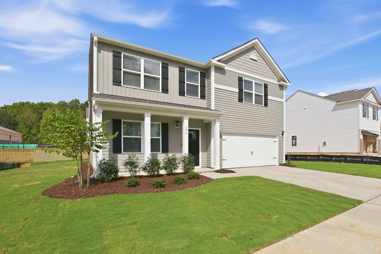252 Saddle Mare St photo 2