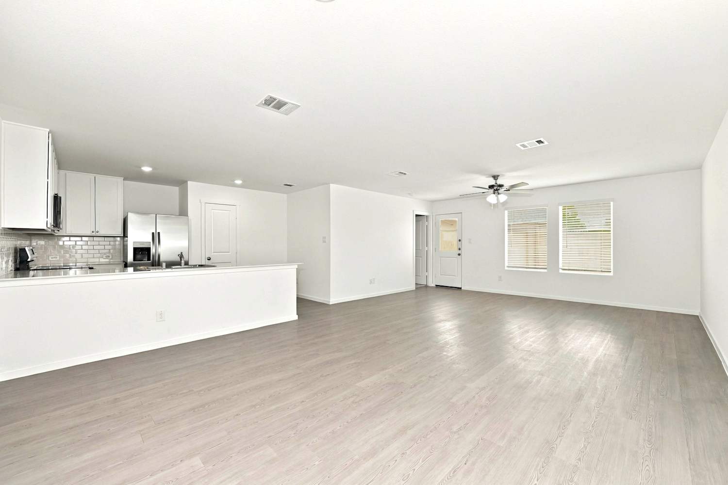 1224 Tufted Drive photo 3