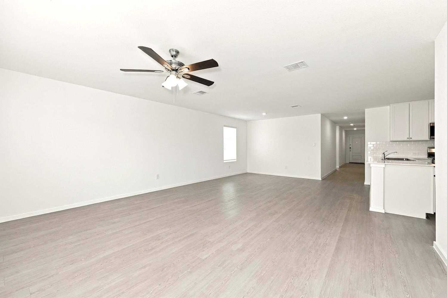 1224 Tufted Drive photo 5