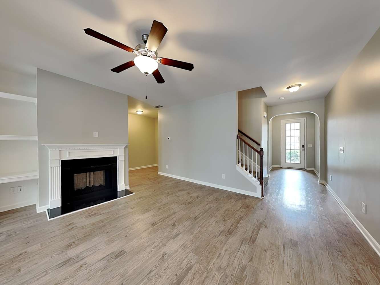 527 Jody Pl photo 4