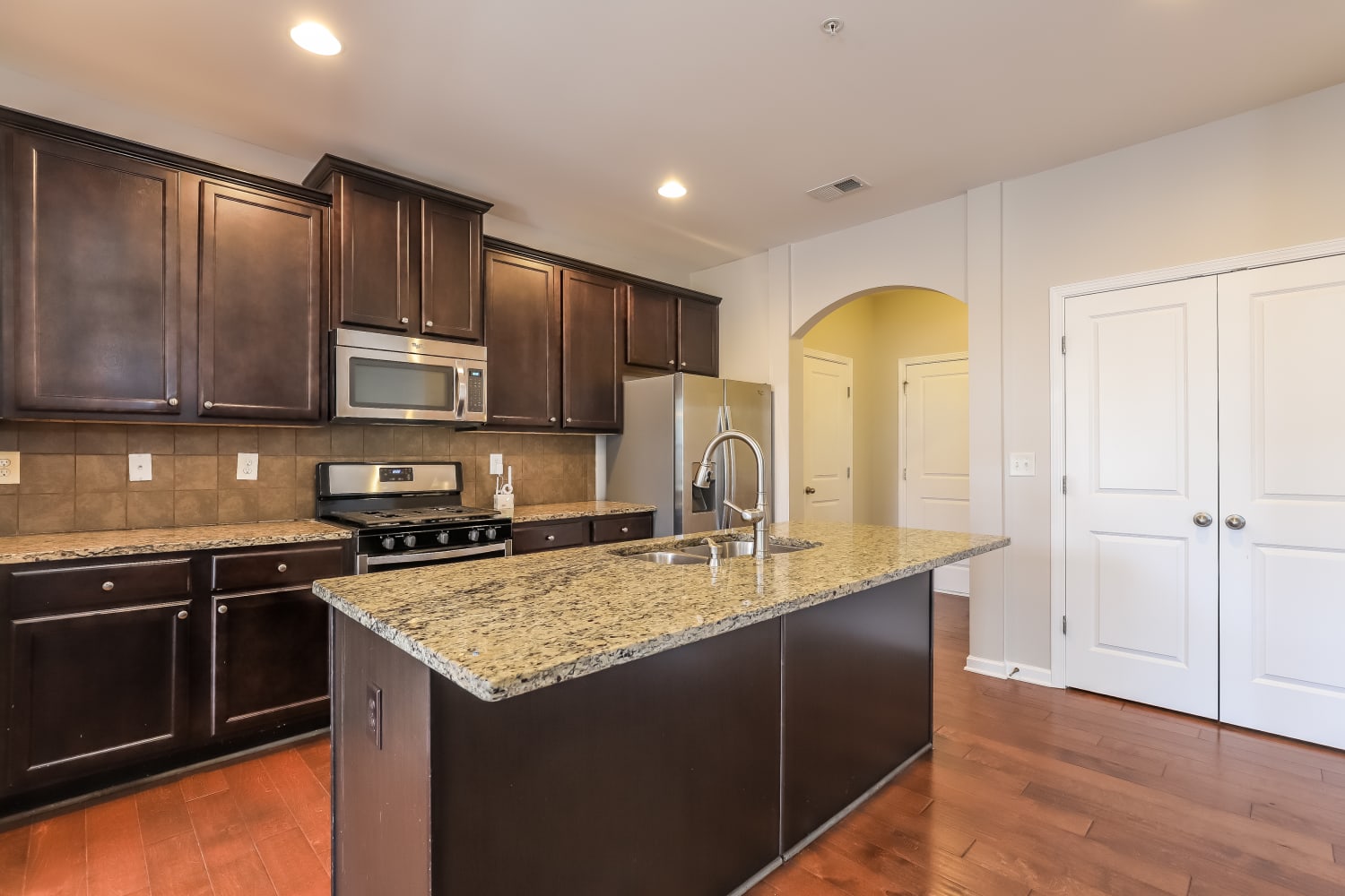 3552 Village Enclave Ln photo 4